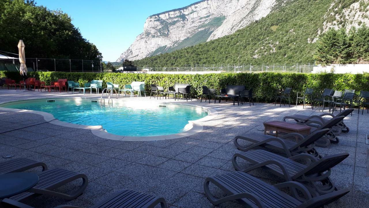 Hotel Ciclamino ピエトラムラタ エクステリア 写真